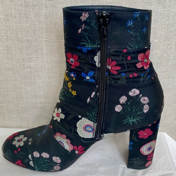 Valentino Boots - Picture 5 of 15